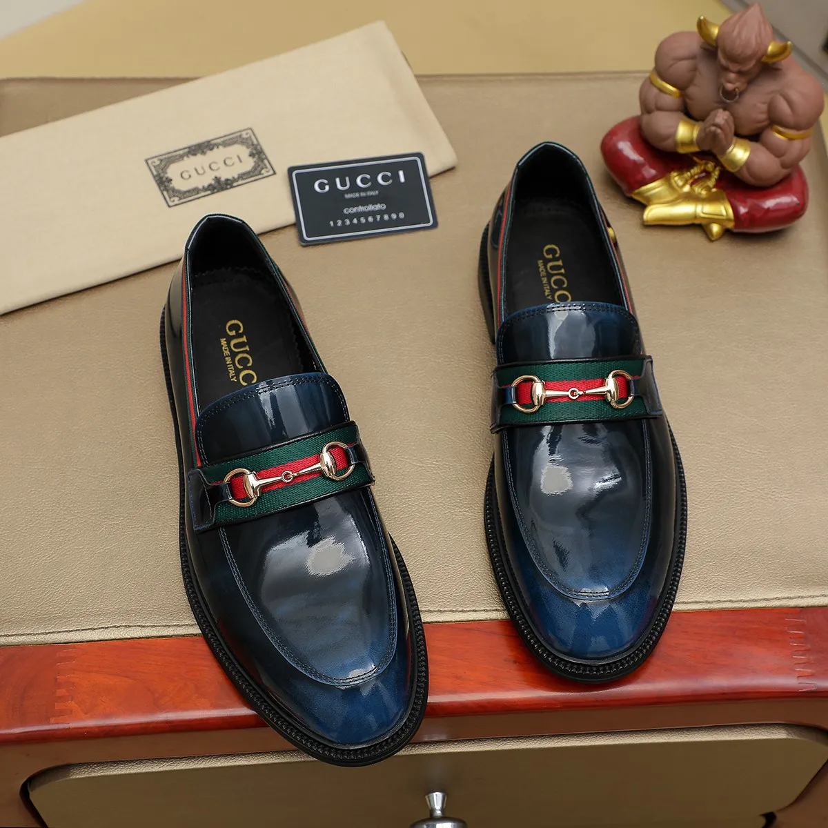 Men's shoes 💰460 💰💰Gucci official website men's business formal leather shoes update💥Hong Kong counters synchronize new styles💥completely one to one replica shipment👍zero difference in counter quality 0⃣️all made of imported first-layer cowhide on the outside with original hardware buckles➕water-dyed🐂leather lining production, color, code matching 39-44 (customized at 38.45.46)……